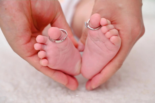 余江宝宝发烧退不下去