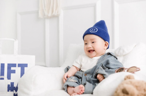 余江4个月宝宝干呕