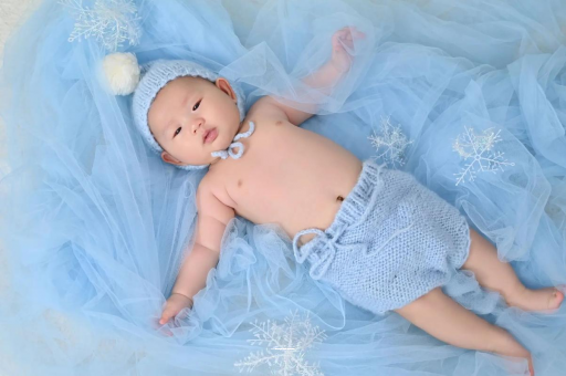 余江孕妇在家站着分娩